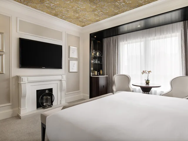 غرفة بسرير كينج، Fairmont Windsor Park 5/7