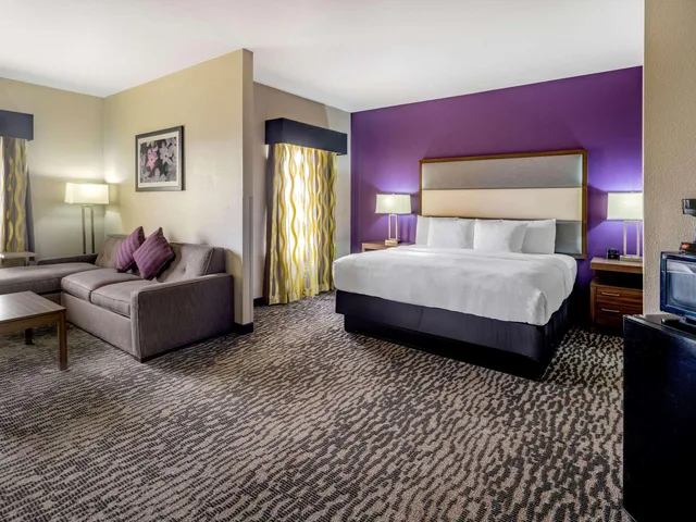 Deluxe, Executive, King Bed, La Quinta Inn & Suites by Wyndham NW Tucson Marana 1/1
