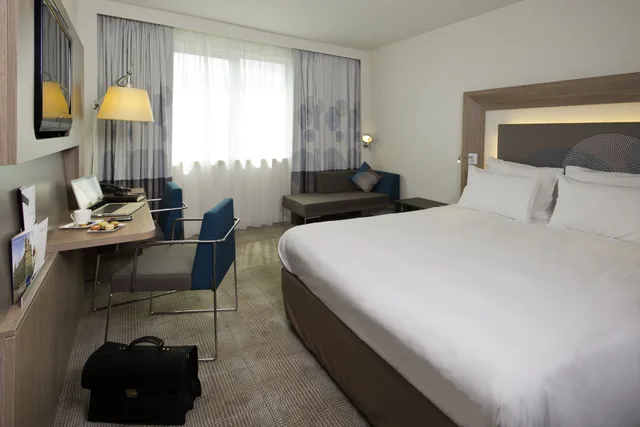 غرفة بريميوم سوبيريور بسرير مزدوج، NOVOTEL BRUSSELS AIRPORT 4/10