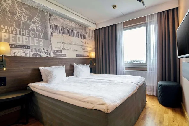 Room, Queen Bed, Scandic Opalen 3/8
