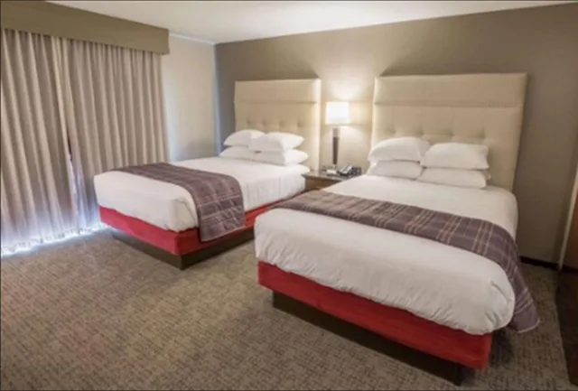 2 Rooms, Suite, Multiple Beds, Sofa, High Floor, Drury Plaza St Paul Downtown 1/8