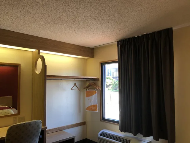 غرفة قياسية بسرير مزدوج، Econo Lodge London North 6/7
