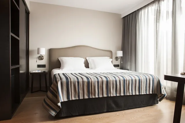 غرفة مفردة بسريرين منفصلين، Exe Moncloa Hotel 4/4