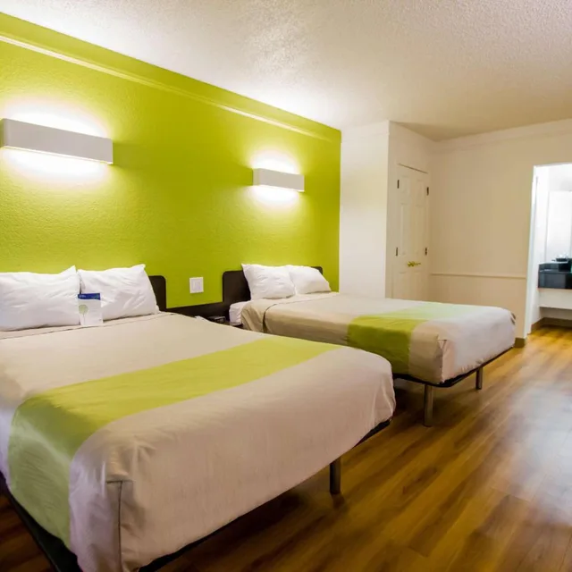 غرفة ديلوكس رباعية، Motel6 Austin, TX - Midtown 6/10
