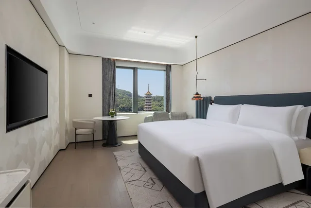 Xiamen Sm City By Ihg, Xiamen 20/50