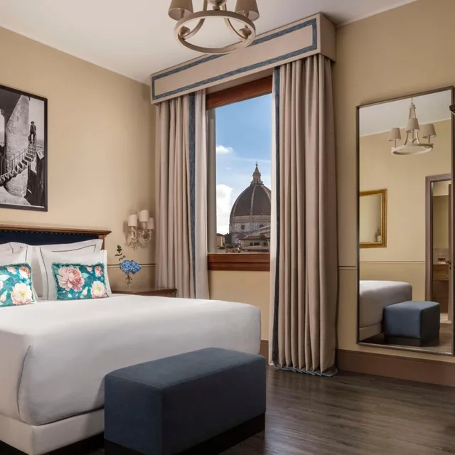 غرفة بريميوم بسرير مزدوج أو سريرين منفصلين بإطلالة، Tivoli Palazzo Gaddi Firenze Hotel 1/5