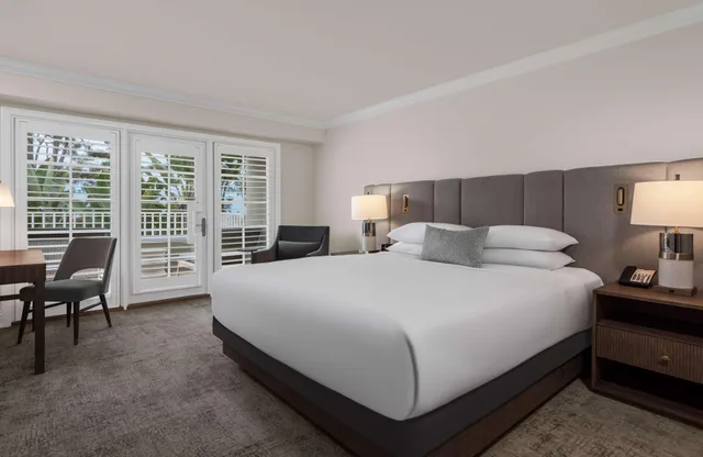 غرفة بسرير كينج، L'auberge Del Mar 1/3