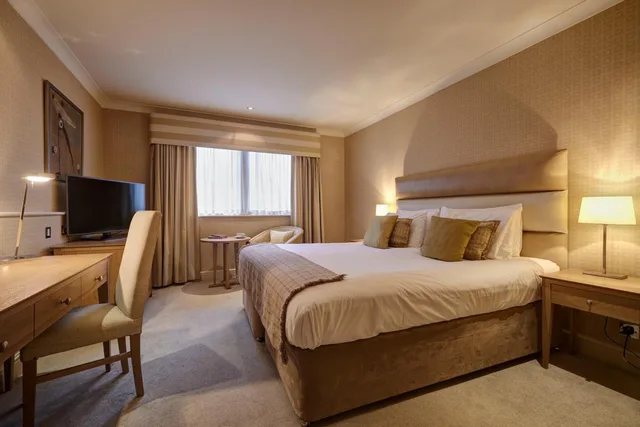 غرفة مفردة بسرير مزدوج، Donnington Valley Hotel and Spa 4/6
