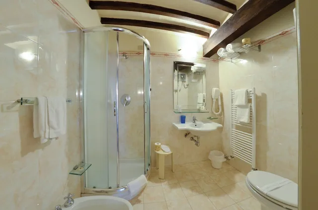 Panoramic, Suite, King Bed, Valley View, Balcony، San Michele 2/4