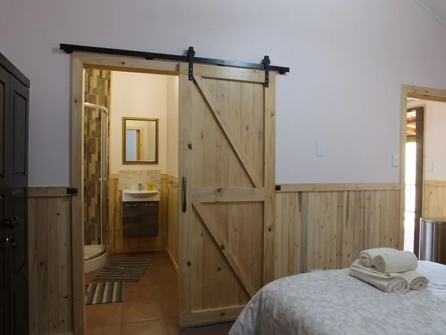 1 Bedroom, Family, Cabin, Double and Twin Beds, Garden Area, Pool Access، Tatenda Guesthouse 1/2