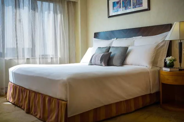 غرفة تنفيذية، Radisson Collection Hotel Yangtze Shanghai 1/1