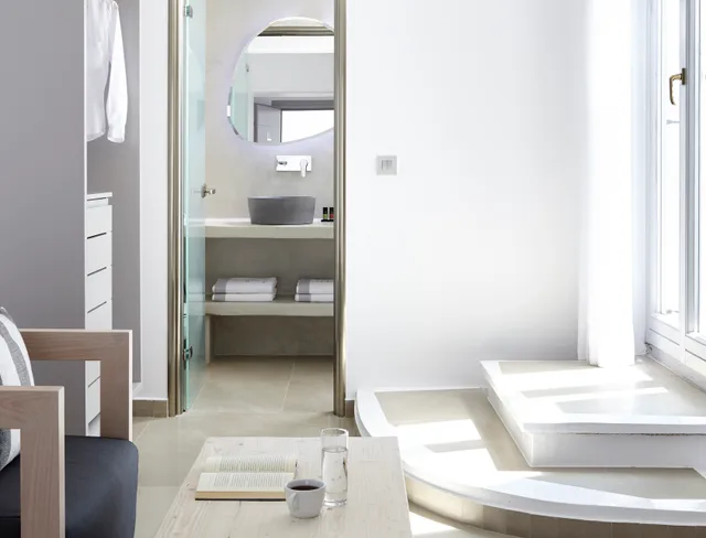 White, Family, Balcony، Kalisti Hotel And Suites 7/7