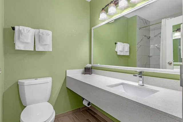 غرفة بسريرين مزدوجين لذوي الإعاقة، QUALITY INN AND SUITES PLANO EAST RICHARDSON 9/10