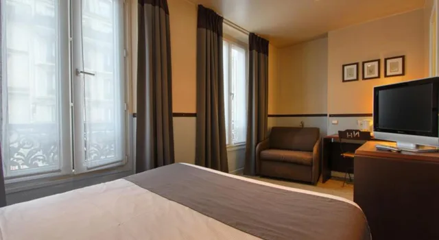 غرفة قياسية بسرير مزدوج، Timhotel Paris Gare Du Nord 2/2