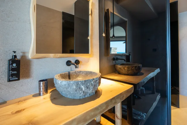 1 Bedroom, Cave, Suite, Sea Front, Private Pool، VOLTA Seaside hotel - Adult-only 8/9