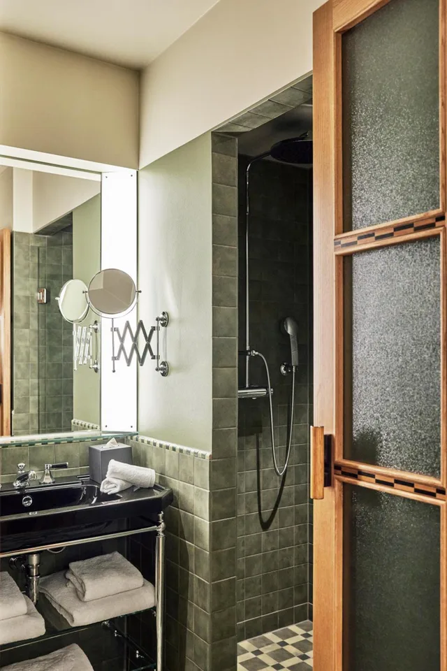 غرفة قياسية بسرير كينج، Sommerro Hotel Oslo 7/10