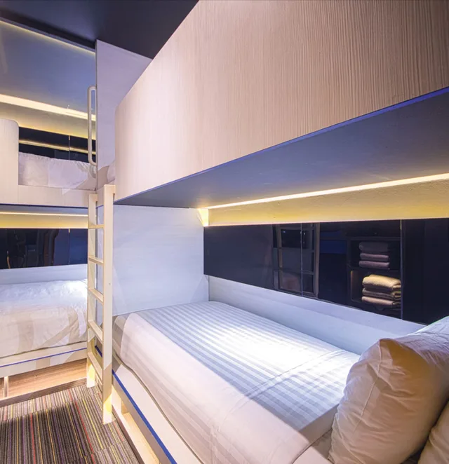 غرفة ديلوكس رباعية بسريرين كوين، CUBE BOUTIQUE CAPSULE HOTEL 2/5