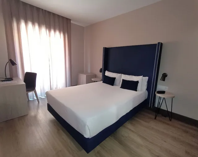 Room, Double Bed, Maria Cristina Hotel 3/5