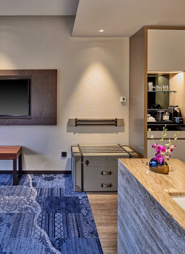 Club, Double Bed, Den، The Den Bengaluru, LXR Hotels & Resorts 9/10