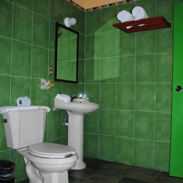 جناح، Hotel Posada La Casona de Cortes 4/5