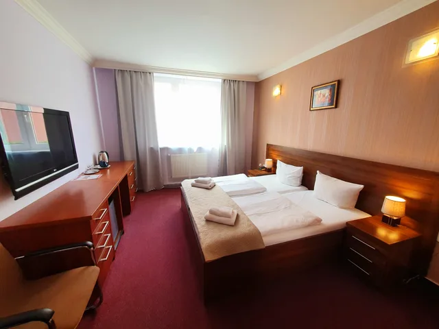 Room, Double Bed, Relax Inn Hotel Prague 4/10