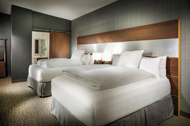 Gaslamp, Junior Suite, 2 Queen Beds, Sofa, Accessible, Hotel Z - Gaslamp San Diego 1/5