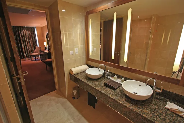 Superior, Double Bed, Adult Only، Hodson Bay Hotel 6/6