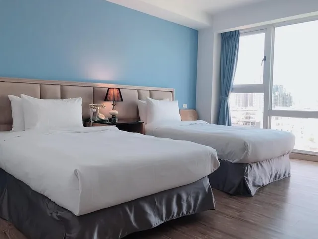 غرفة قياسية بسريرين منفصلين، Champs Elysees Hotel 1/2