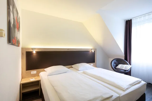 غرفة اقتصادية ثلاثية، ACHAT Hotel Monschau 1/1