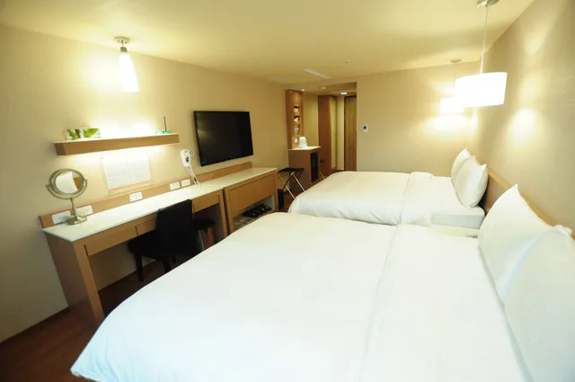غرفة رباعية بسريرين مزدوجين، Kindness Hotel - Kaohsiung Main Station 4/7