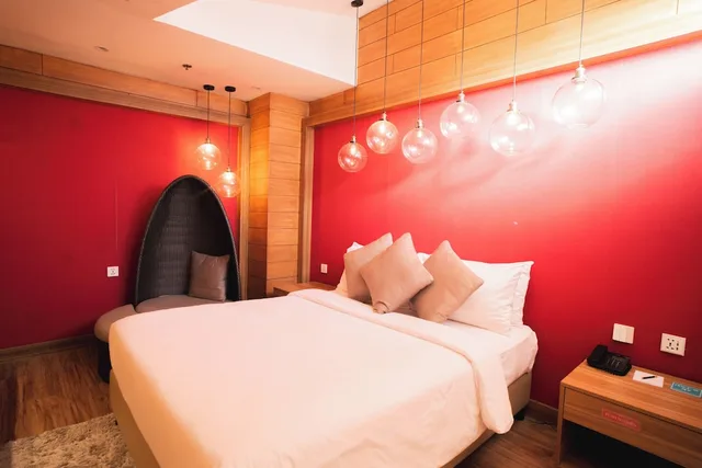 Rose, Loft, 1 Queen and 2 Double Beds، The Orchard Hotel Baguio 2/10