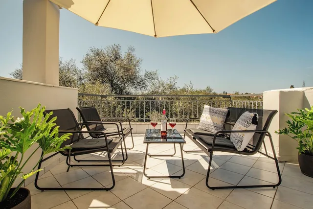 Fiore Azzurro، Corfu 36/50