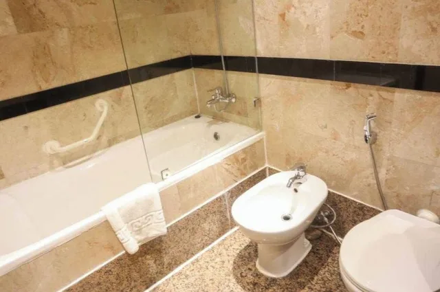 Deluxe King Room, Palette Luxury Marina View Formerly Happy Days Hotel 4/4