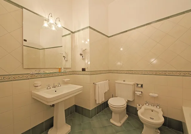 غرفة سوبيريور بإطلالة على البحيرة، Hotel Savoy Palace 10/10