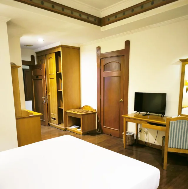 غرفة سوبيريور بسرير كينج، KRESNA HOTEL WONOSOBO 2/7