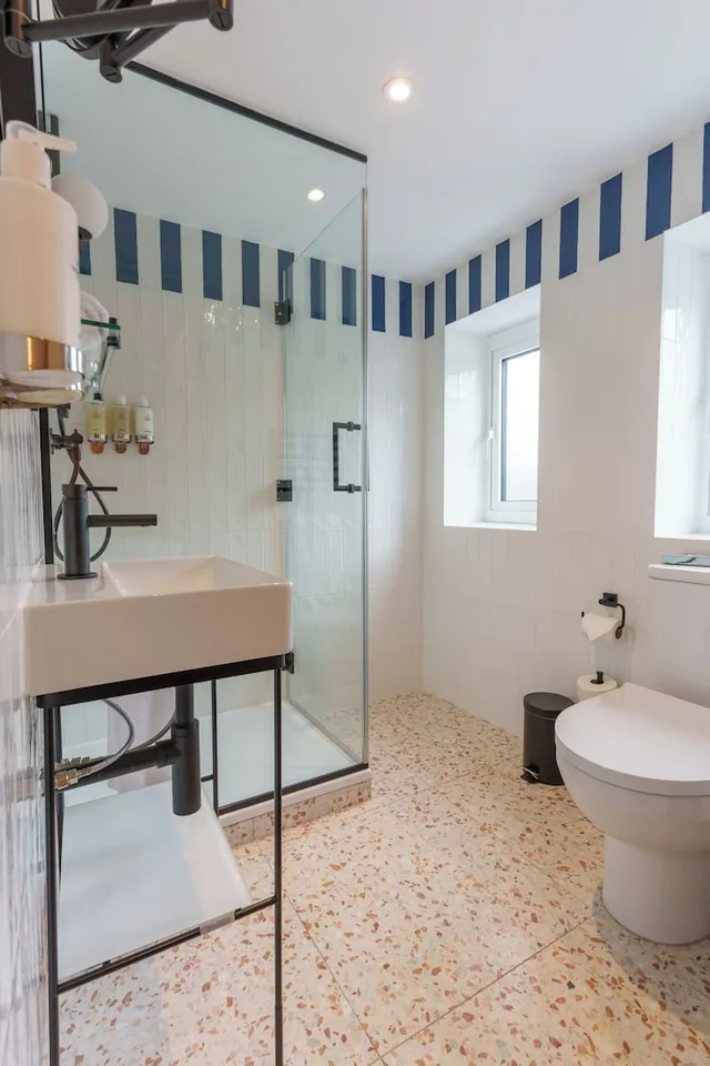 غرفة بسرير مزدوج، The Relais Cooden Beach 3/3