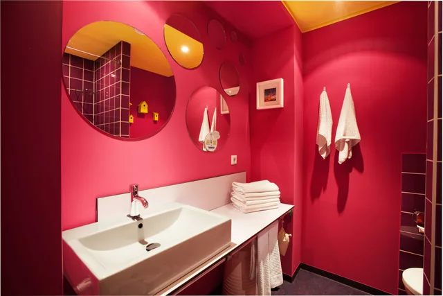 Bure, 1 Double and 4 Single Beds, Superbude St Georg 8/9