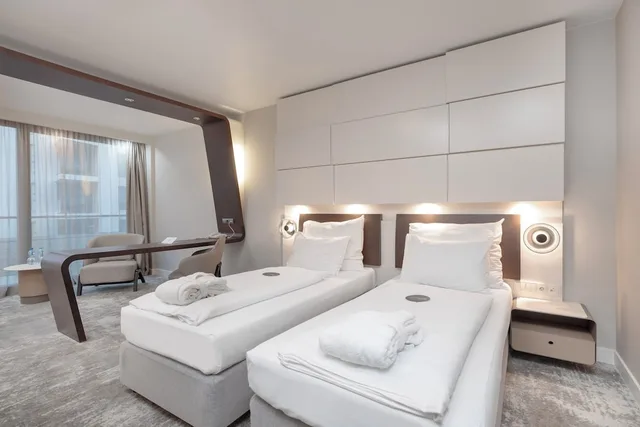 غرفة بسريرين منفصلين، Marine Hotel & Ultra Marine by Zdrojowa 1/2