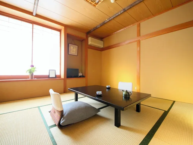 Japanese, 4 Futon Beds, Fukashiso 1/1