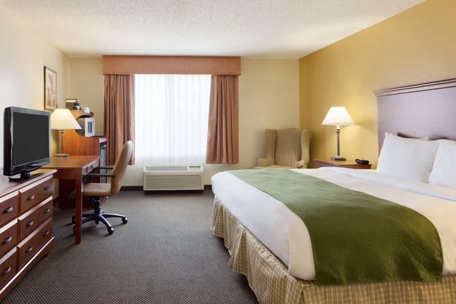 جناح بسرير كينج، Country Inn & Suites By Radisson, Norman Near University 1/1