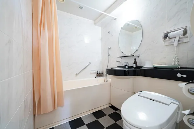 Hollywood, Twin Beds، KOKO HOTEL Osaka Shinsaibashi 4/5
