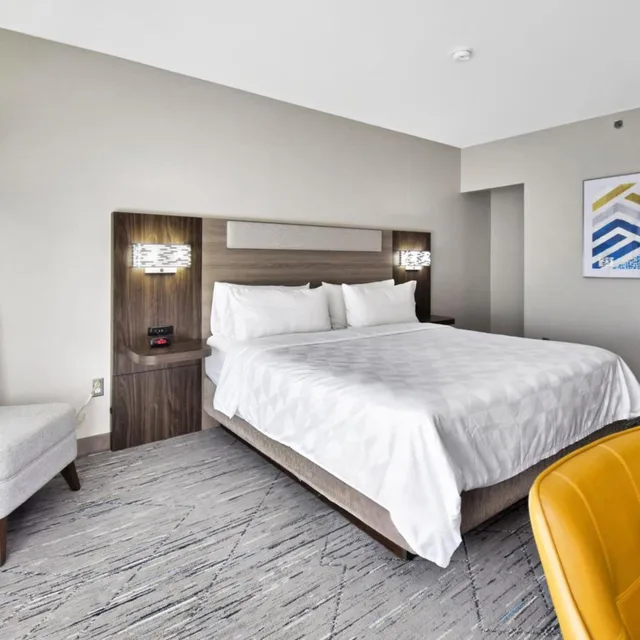 غرفة قياسية بسرير كينج، Holiday Inn Express Boone 2/8