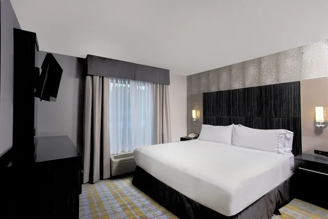 جناح بسرير كينج وأسرّة بطابقين، Holiday Inn Express Hotel Suites Cooperstown 1/3
