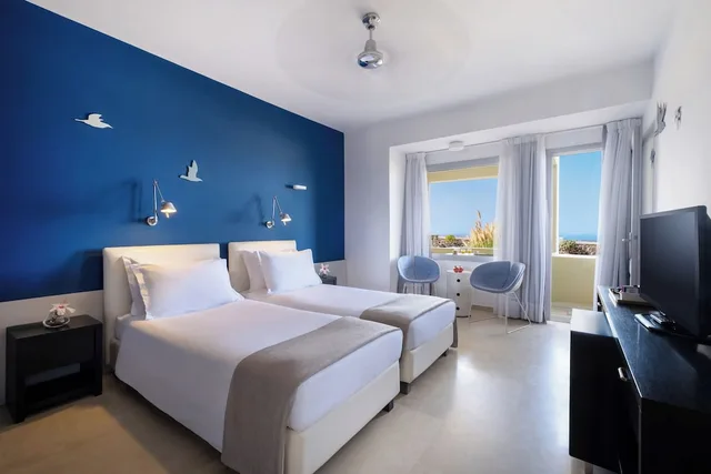 Volcano, Twin Beds, Sea View، Majestic 4/10