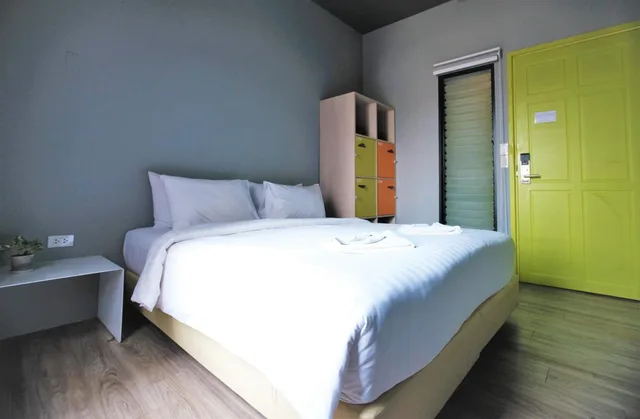 Private, Female Only, Isanook Hostel 2/2