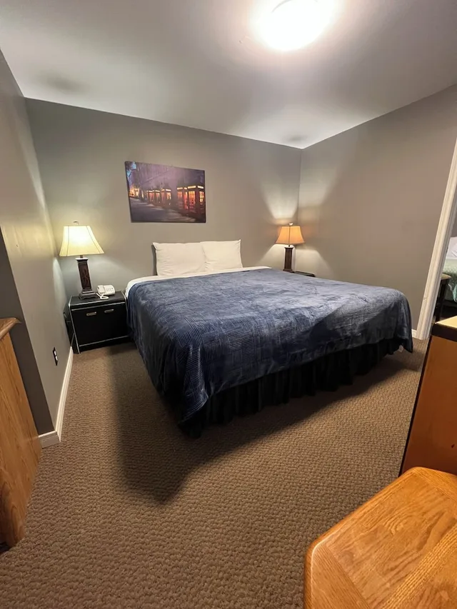 غرفة عائلية بسريرين مزدوجين، Tulip Motel 5/7