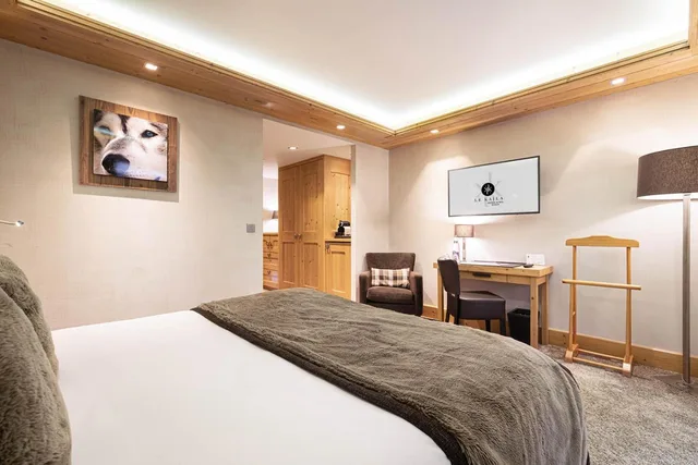 Room, Double Bed, Le Kaila 3/4