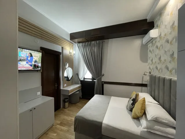 غرفة بسرير كينج، La Strada Boutique Villa 4/10