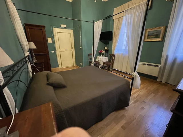 Comfort, Double Bed, B And B La Boheme 6/10