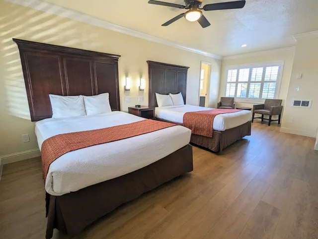 غرفة قياسية بسريرين كوين، Clarion Collection Hotel Pacific Grove - Monterey 3/6